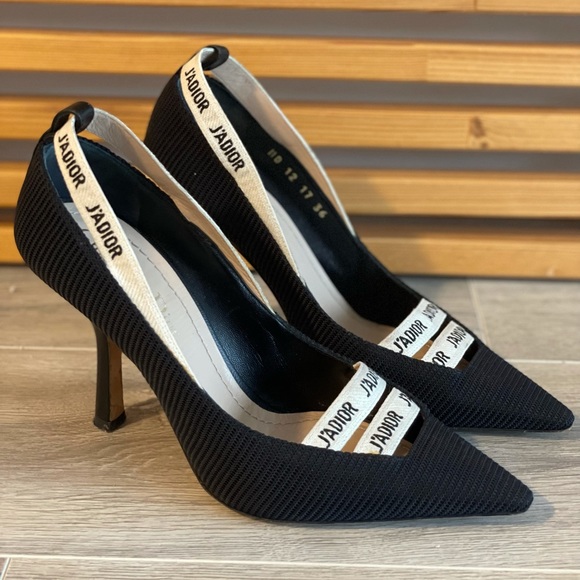 J’adior Heels - Picture 2 of 6